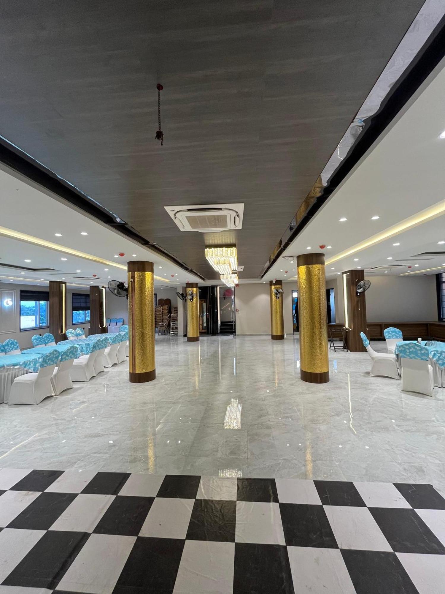 Hotel Golden Peacock Haridwar Luaran gambar